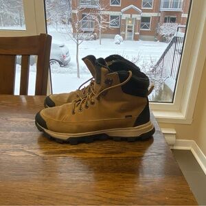 Timberland 200g winter boots. Men size 10 US